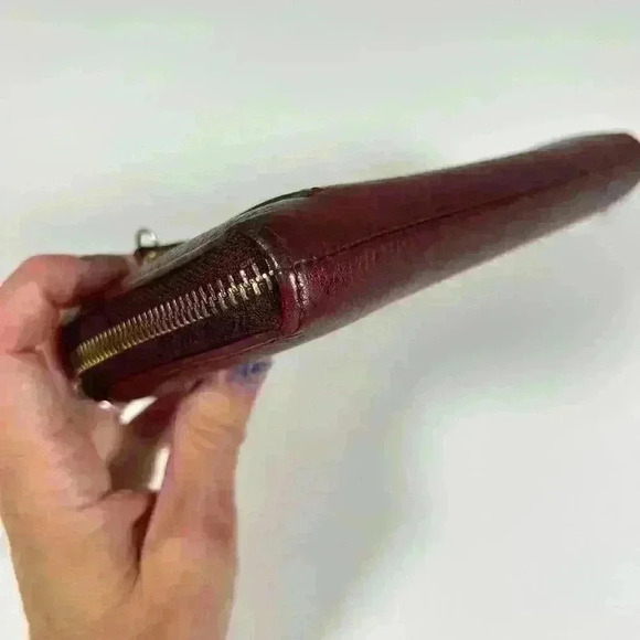 FOSSIL Burgundy Leather Zip Around Wallet Multi Compartment Classic Everyday - Picture 5 of 9